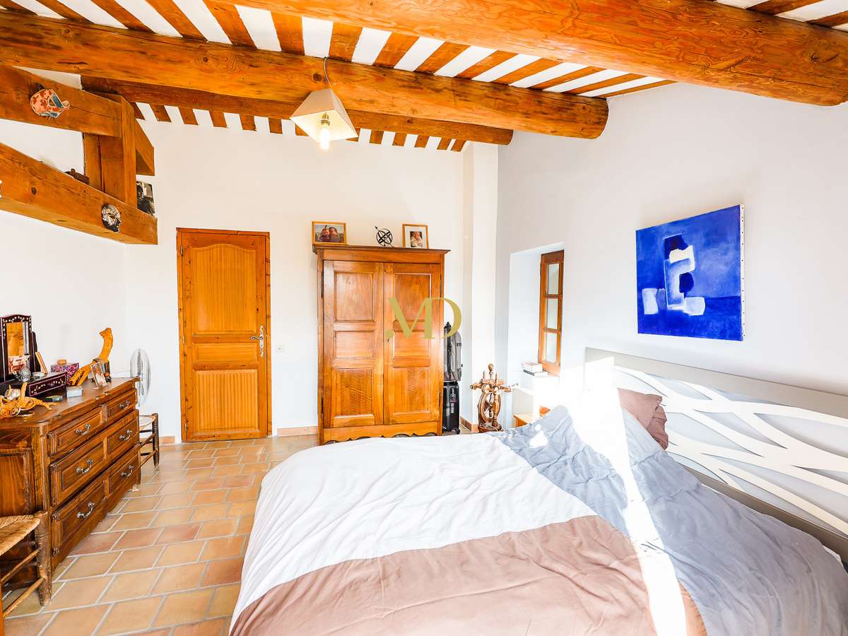 House Saint-Saturnin-lès-Apt