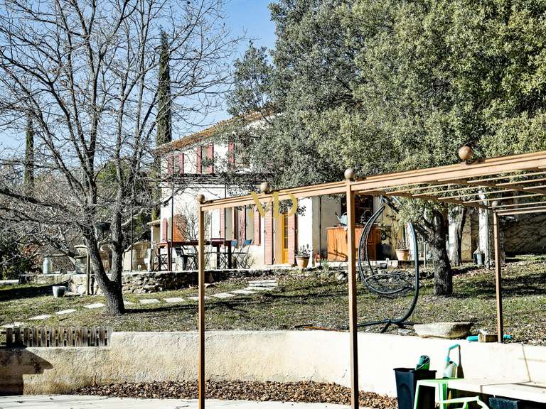 House Saint-Saturnin-lès-Apt - 4 bedrooms - 171m²