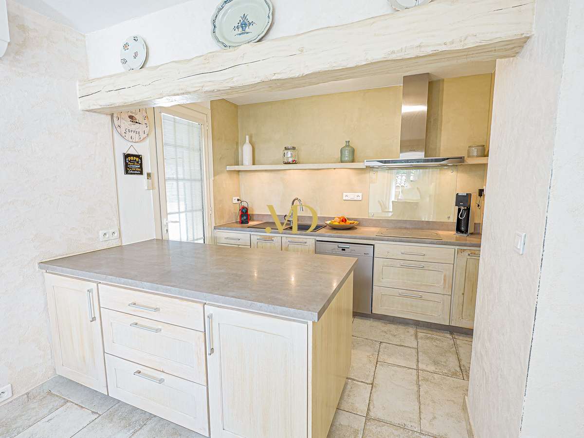 House Saint-Saturnin-lès-Apt