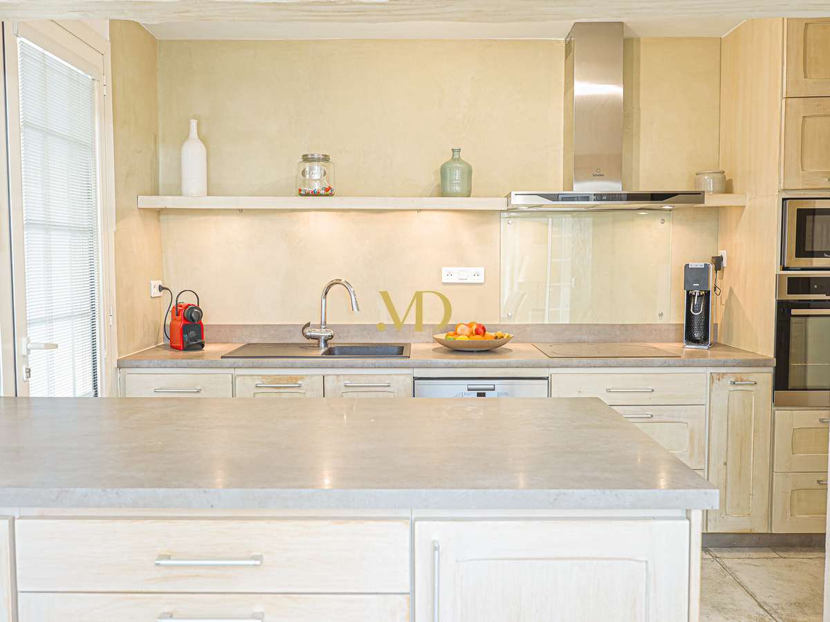 House Saint-Saturnin-lès-Apt