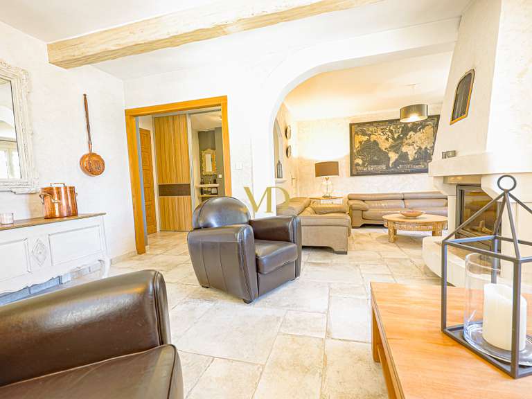 House Saint-Saturnin-lès-Apt - 3 bedrooms - 119m²