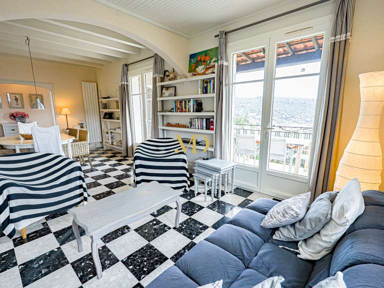 House Saint-Saturnin-lès-Apt - 5 bedrooms - 168m²