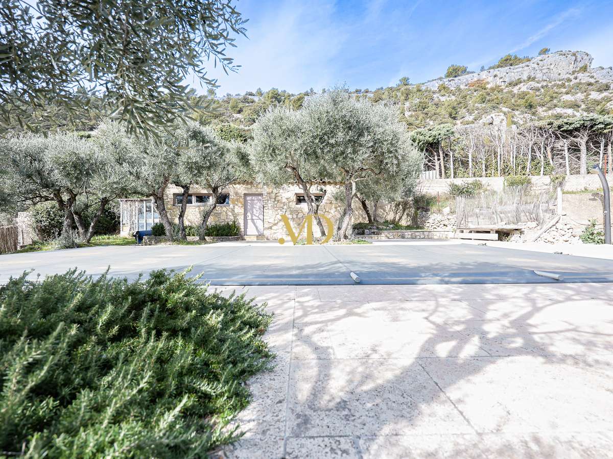 House Saint-Saturnin-lès-Apt