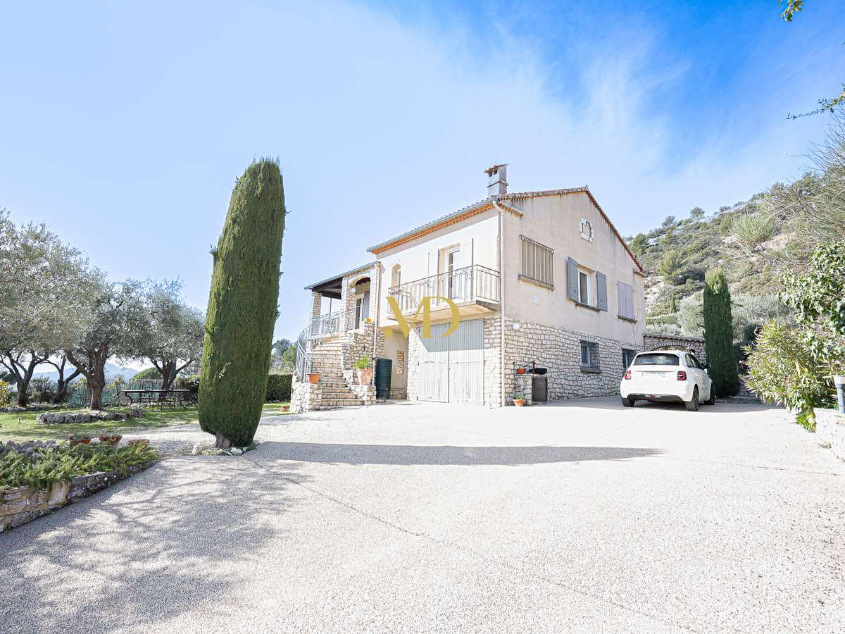 House Saint-Saturnin-lès-Apt