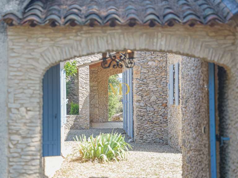 House Saint-Saturnin-lès-Apt - 7 bedrooms - 350m²
