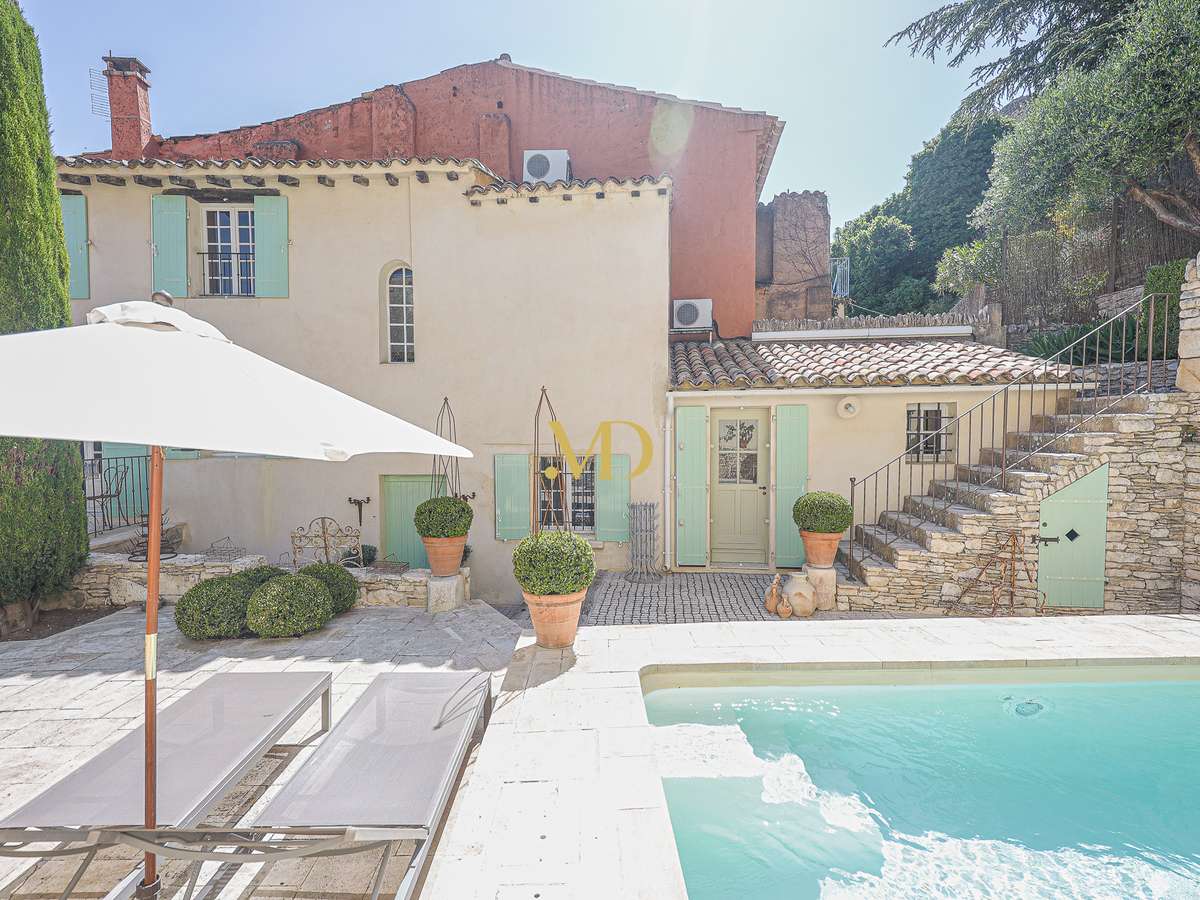 House Saint-Saturnin-lès-Apt