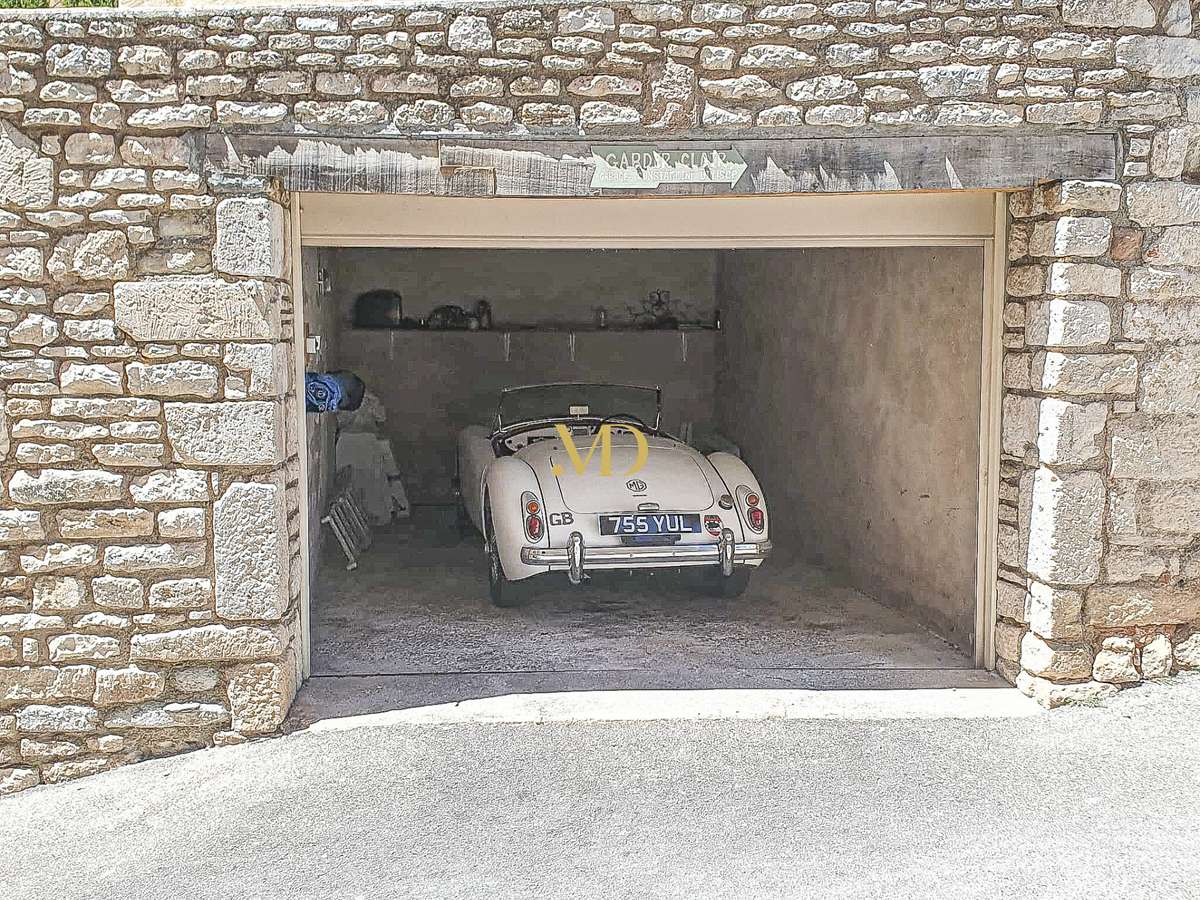 House Saint-Saturnin-lès-Apt