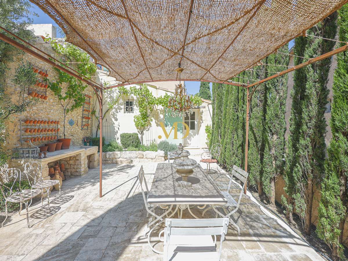 House Saint-Saturnin-lès-Apt