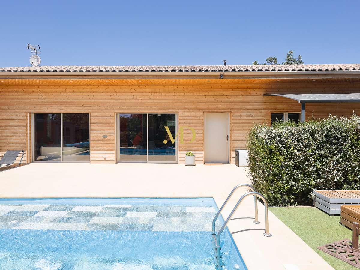 House Saint-Saturnin-lès-Apt