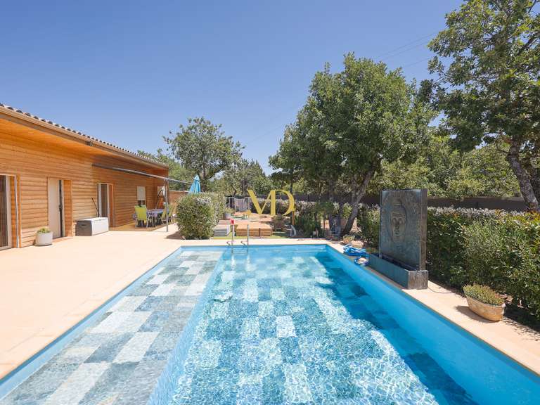 House Saint-Saturnin-lès-Apt - 3 bedrooms - 146m²