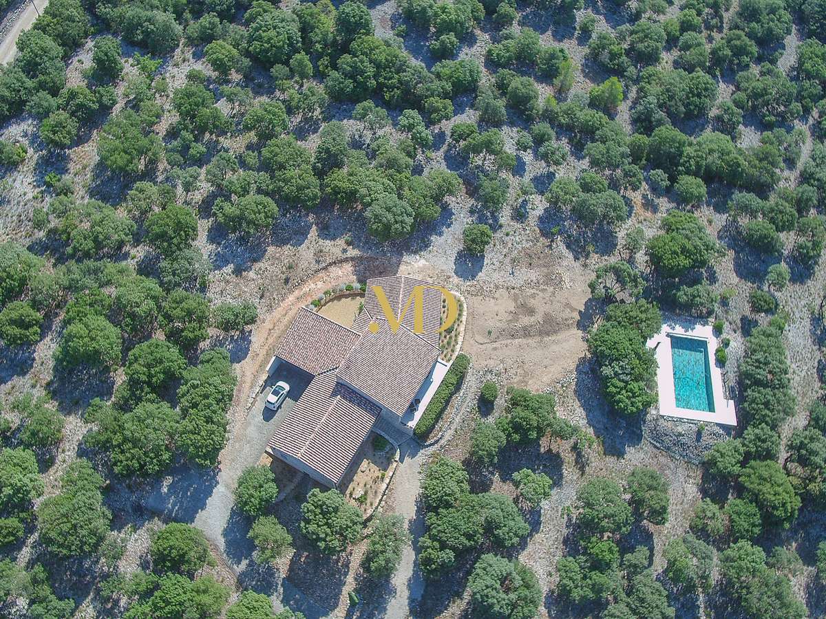 House Saint-Saturnin-lès-Apt