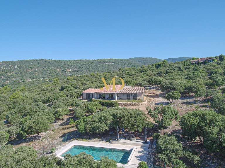 House Saint-Saturnin-lès-Apt - 4 bedrooms - 160m²