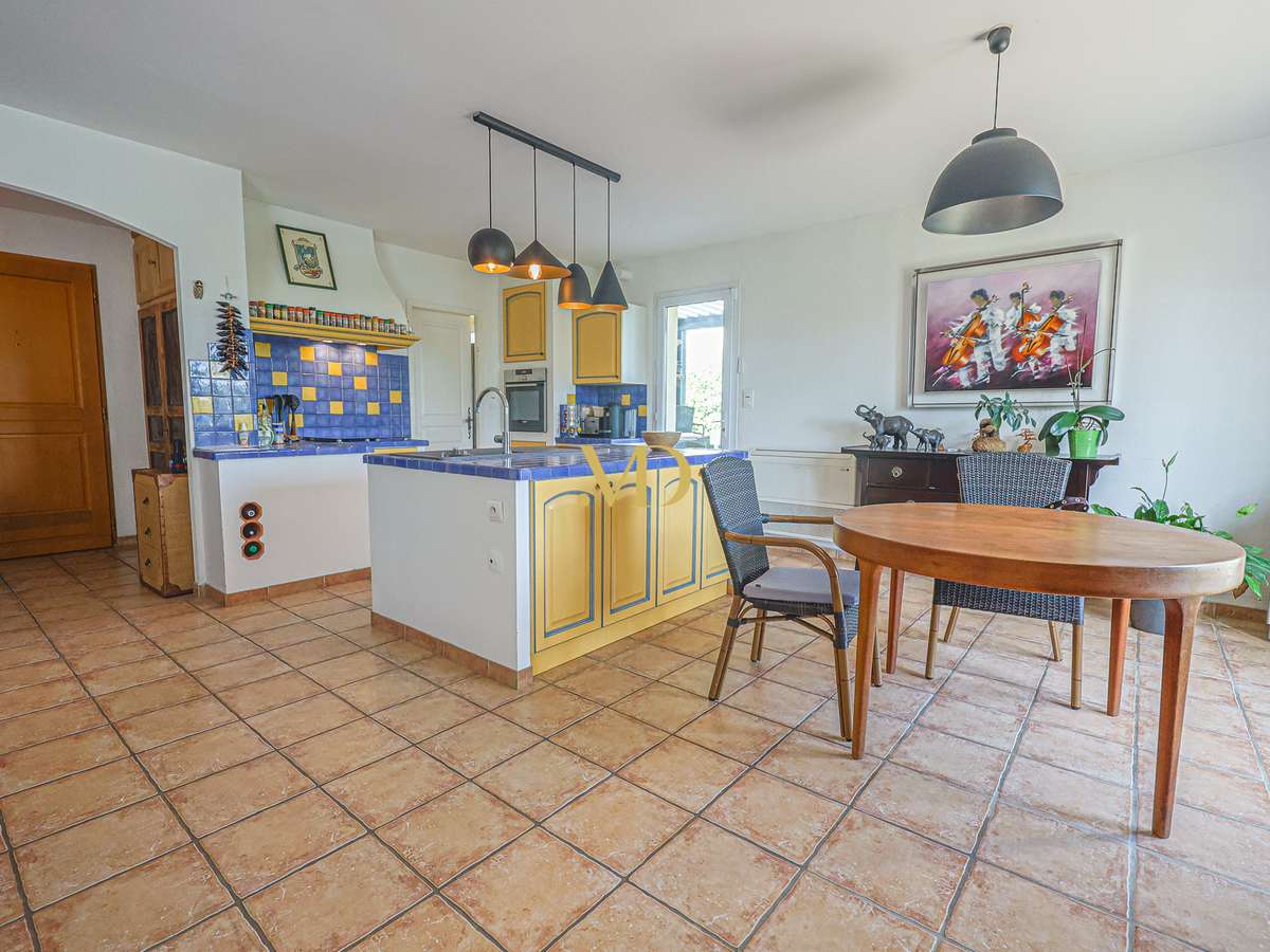 House Saint-Saturnin-lès-Apt