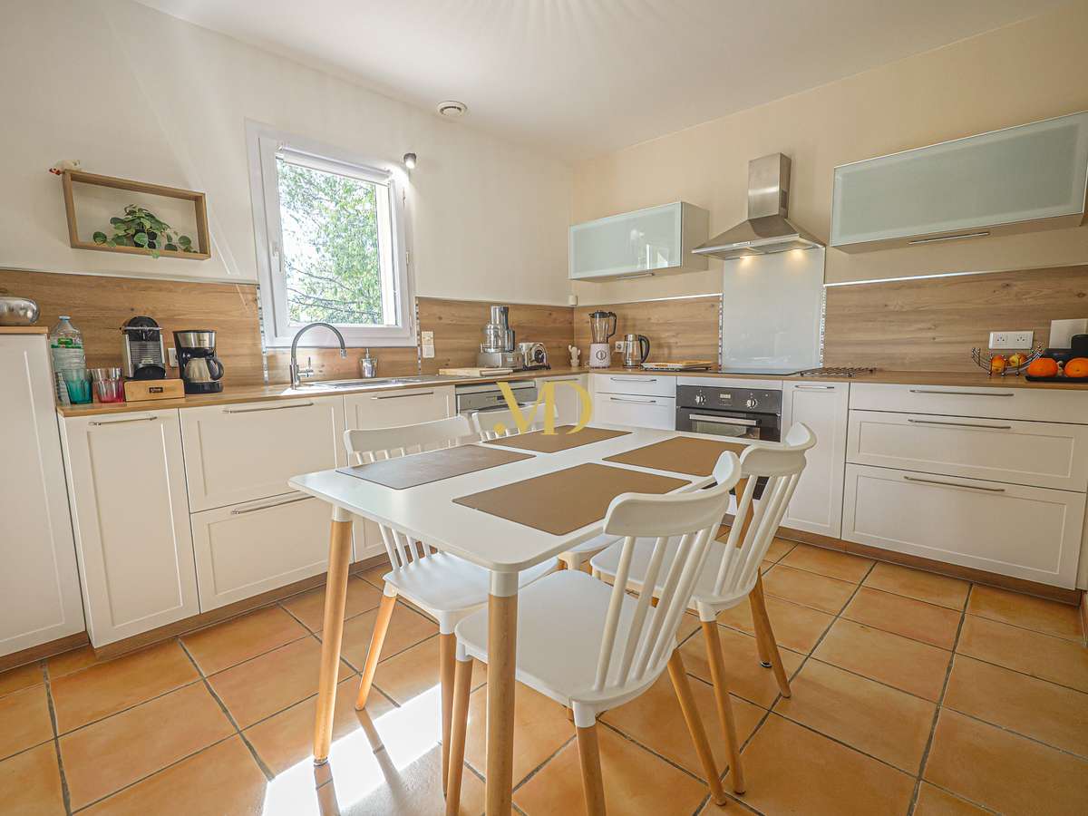 House Saint-Saturnin-lès-Apt