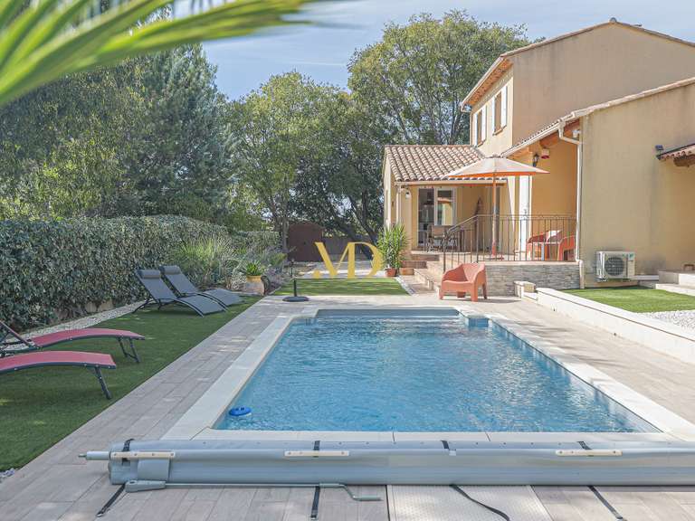House Saint-Saturnin-lès-Apt - 3 bedrooms - 126m²