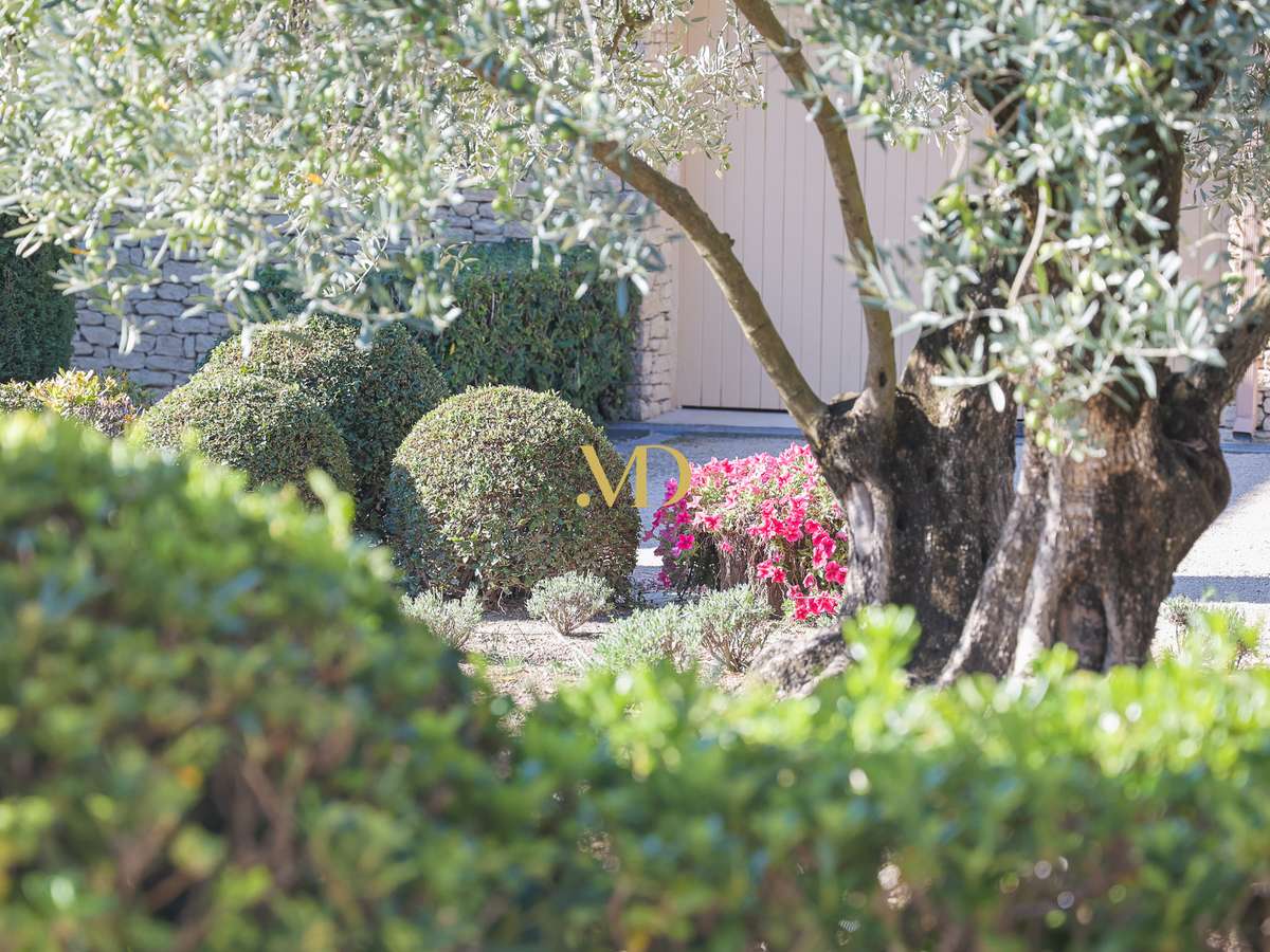 House Saint-Saturnin-lès-Apt