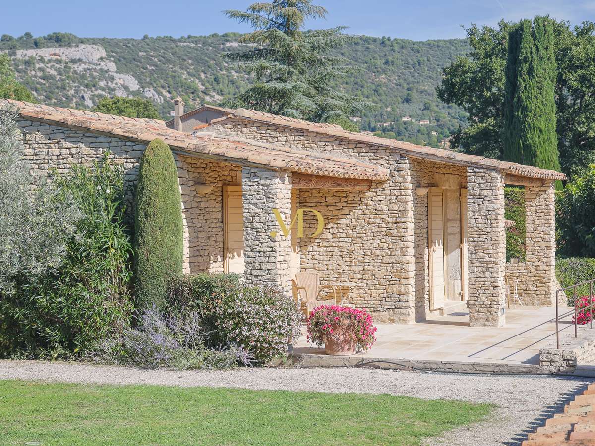 House Saint-Saturnin-lès-Apt