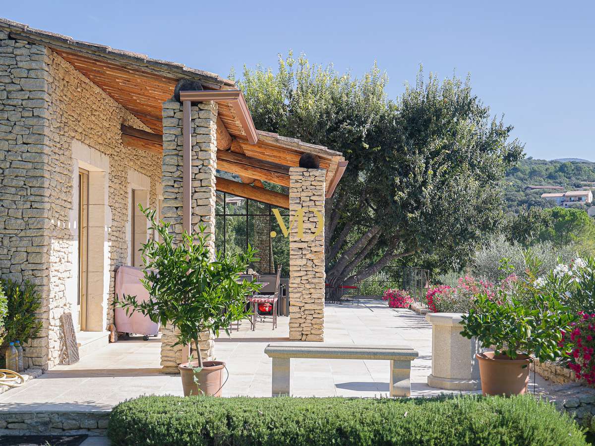 House Saint-Saturnin-lès-Apt