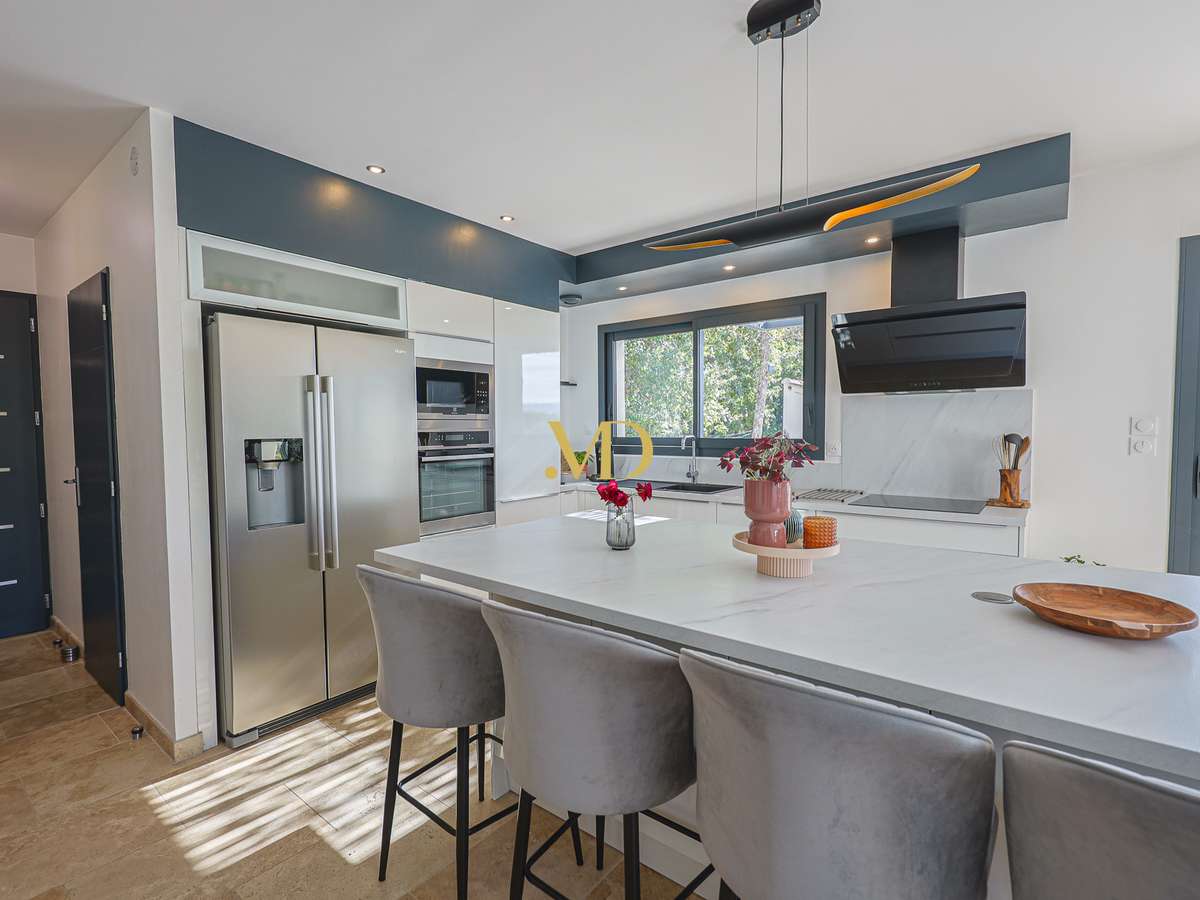 House Saint-Saturnin-lès-Apt