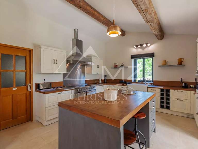 House Saint-Saturnin-lès-Apt - 3 bedrooms - 140m²