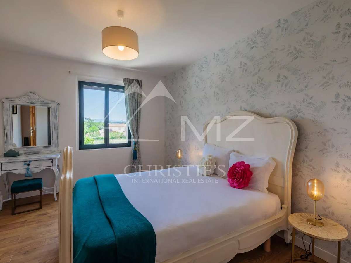 House Saint-Saturnin-lès-Apt