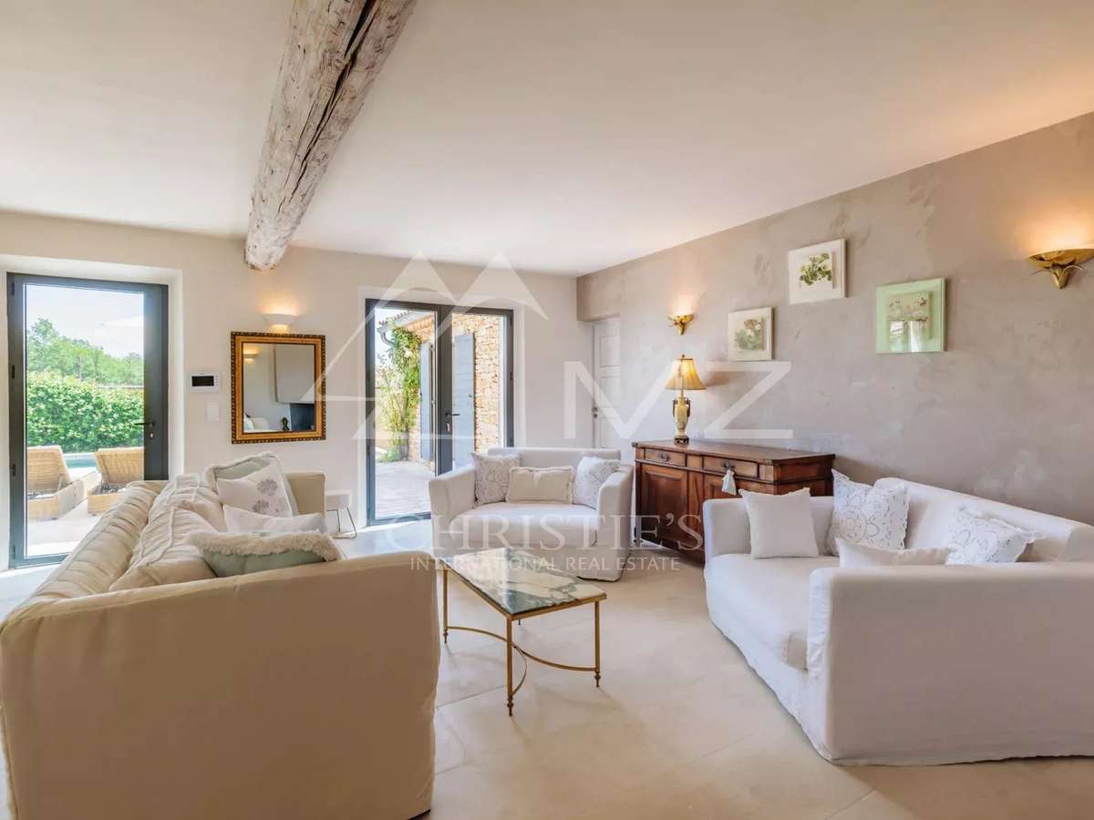 House Saint-Saturnin-lès-Apt