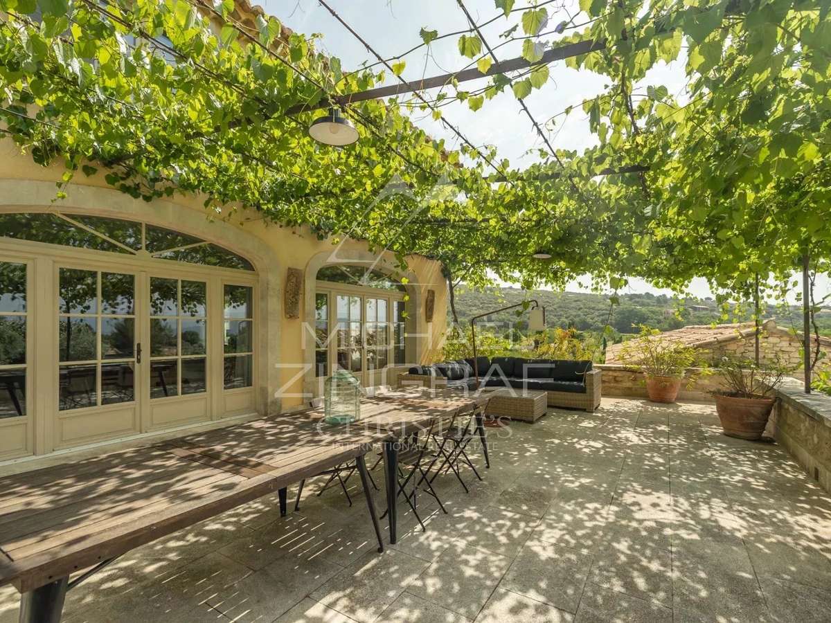 Maison Saint-Saturnin-lès-Apt