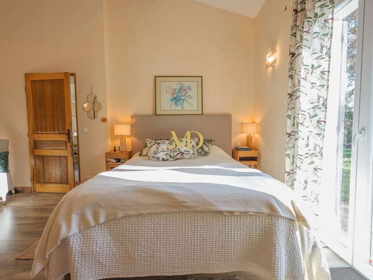 House Saint-Saturnin-lès-Apt - 5 bedrooms - 200m²