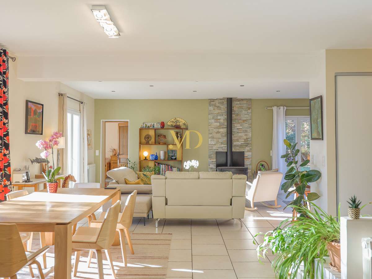 House Saint-Saturnin-lès-Apt