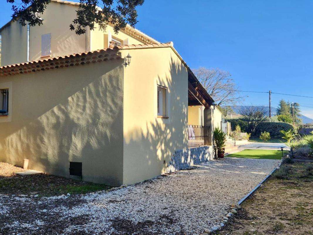 Maison Saint-Saturnin-lès-Apt