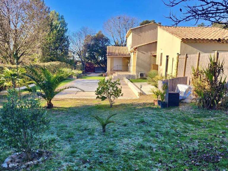 Maison Saint-Saturnin-lès-Apt - 3 chambres