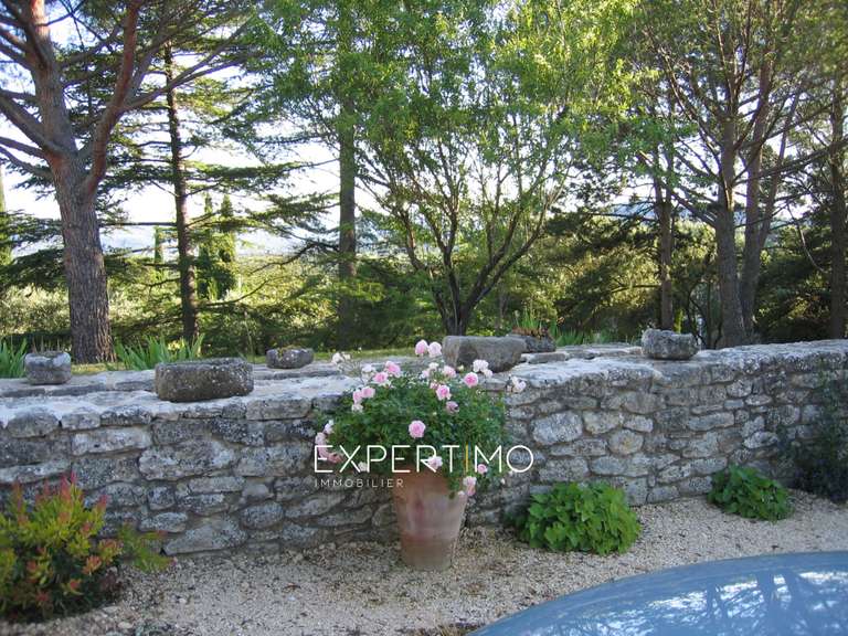 Maison Saint-Saturnin-lès-Apt - 3 chambres - 160m²