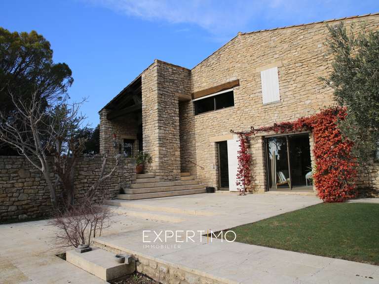 Maison Saint-Saturnin-lès-Apt - 3 chambres - 160m²