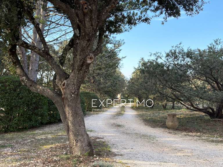 Maison Saint-Saturnin-lès-Apt - 3 chambres - 160m²