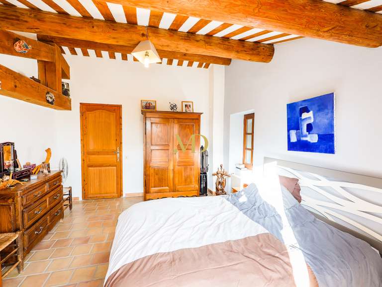 Maison Saint-Saturnin-lès-Apt - 4 chambres - 171m²