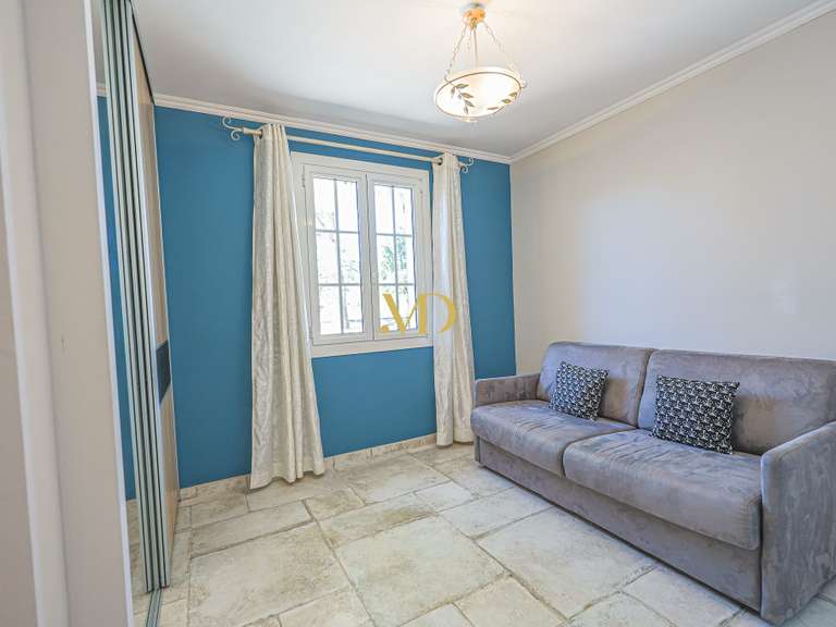 Maison Saint-Saturnin-lès-Apt - 3 chambres - 119m²
