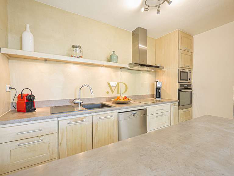 Maison Saint-Saturnin-lès-Apt - 3 chambres - 119m²