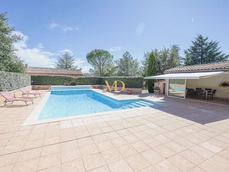 Maison Saint-Saturnin-lès-Apt - 3 chambres - 119m²