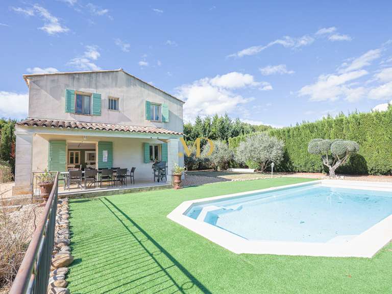 Maison Saint-Saturnin-lès-Apt - 4 chambres - 105m²