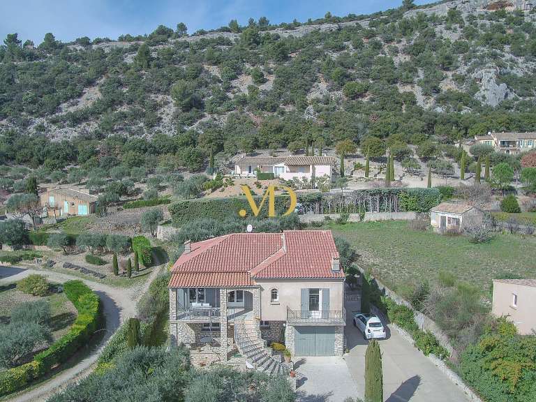 House Saint-Saturnin-lès-Apt - 5 bedrooms - 168m²