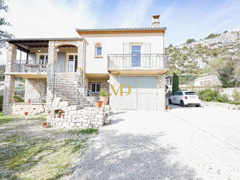 House Saint-Saturnin-lès-Apt - 5 bedrooms - 168m²