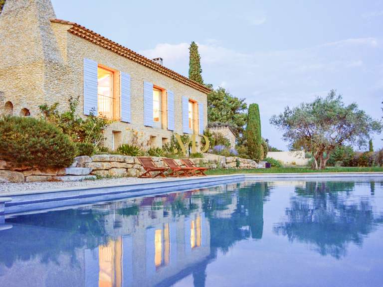 Maison Saint-Saturnin-lès-Apt - 7 chambres - 350m²