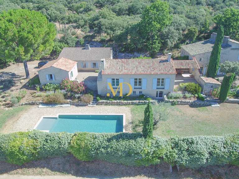 Maison Saint-Saturnin-lès-Apt - 7 chambres - 350m²