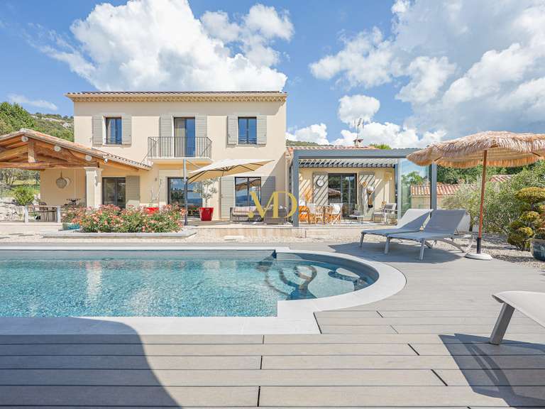 Maison Saint-Saturnin-lès-Apt - 4 chambres - 310m²