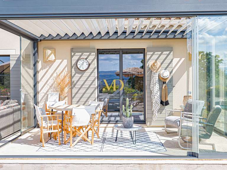 Maison Saint-Saturnin-lès-Apt - 4 chambres - 310m²