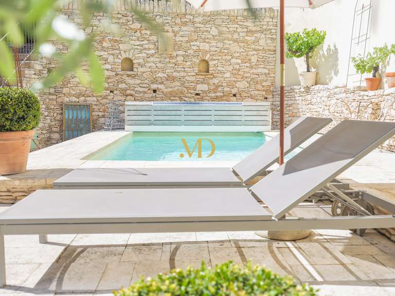 Maison Saint-Saturnin-lès-Apt - 3 chambres - 115m²