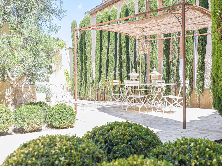 Maison Saint-Saturnin-lès-Apt - 3 chambres - 115m²