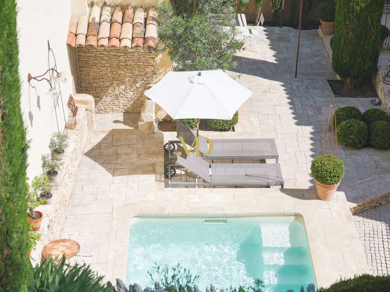 Maison Saint-Saturnin-lès-Apt - 3 chambres - 115m²