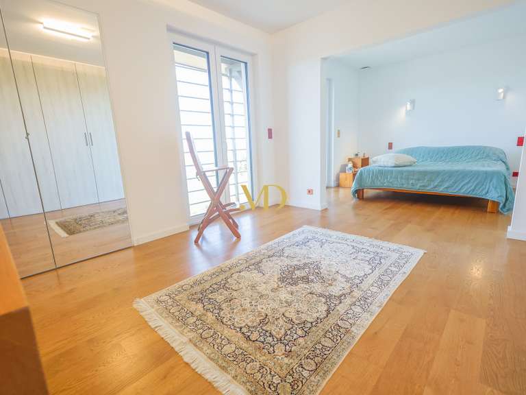 Maison Saint-Saturnin-lès-Apt - 4 chambres - 160m²