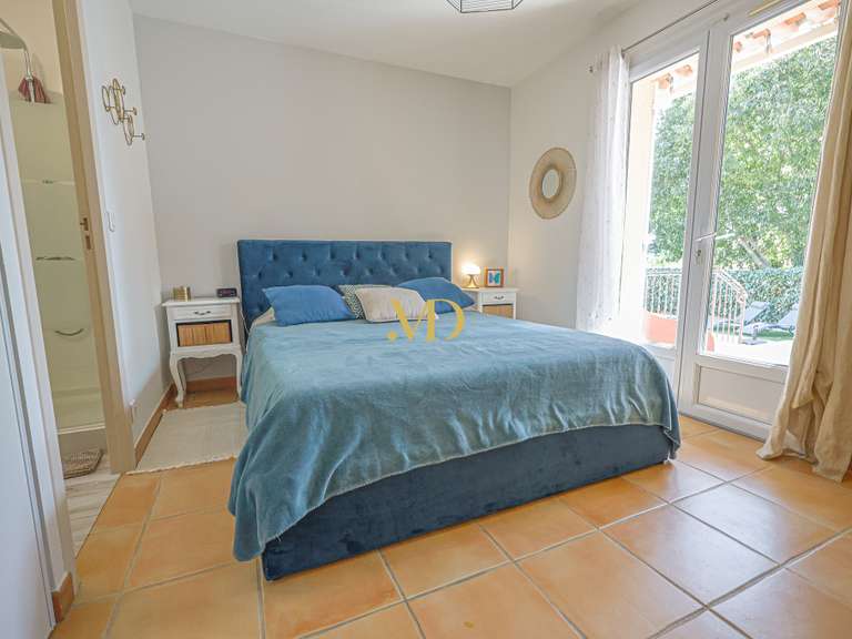 Maison Saint-Saturnin-lès-Apt - 3 chambres - 126m²